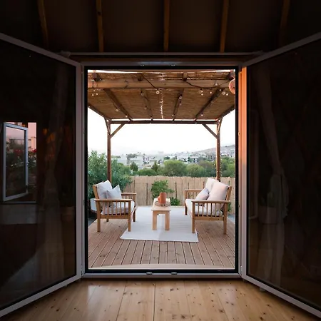 Yurt Kalamaki Seaside Glamping *