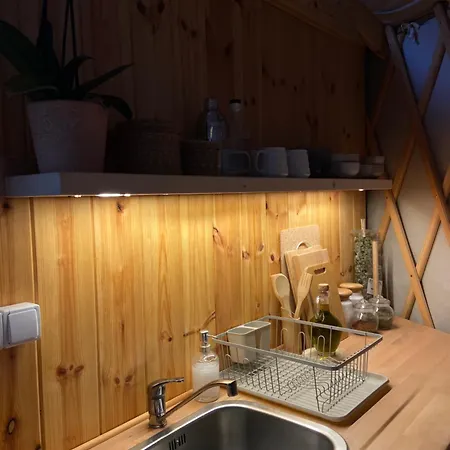 Yurt Kalamaki Seaside Glamping 캠프장