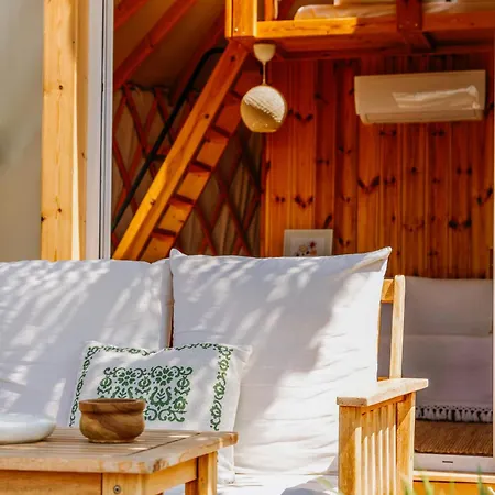 Yurt Kalamaki Seaside Glamping 팀파키