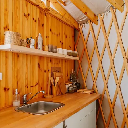 Yurt Kalamaki Seaside Glamping Tympáki